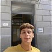 Studente universitario.Offro ripetizioni di scienze,storia,geografia e matematica per studenti di elementari,medie e liceo