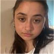 Laureanda in scienze chimiche impartisce lezioni di chimica e inglese