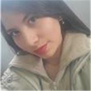 Docente en formación en Lenguas Extranjeras con énfasis en inglés, orientada al fortalecimiento de competencias comunicativas