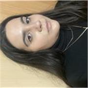 Soy una estudiante de Derecho a la que le que le gusta tratar con niños y enseñar y ayudar a los demás en todo lo posible.