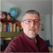 Profesor de biología, matemáticas y física para alumnos de ESO. 