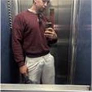 Estudiante de educacion primaria que da clases de apoyo