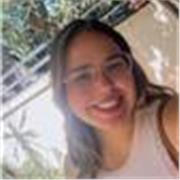 Profesora de básica, con experiencia en niños con edades entre 6 y 12 años, impartiendo también materias como matemática y ciencia