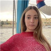 Profesora y cuidadora de niños de infantil y primaria