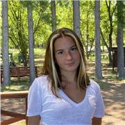 Etudiante bilingue expérimentée. Jeune fille franco argentine, j’ai déjà donné des cours particuliers au niveau collège