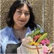 Maestra de inglés con más de tres años de experiencia con adultos y niños en todos los niveles de inglés