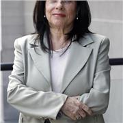 Profesora de Marketing con más de 15 años de experiencia en universidades y escuelas de negocio liderando proyectos emprendimiento