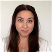 Professeure d'espagnol native, cours en ligne. Maîtrise en droit et actuellement doctorat en droit.
