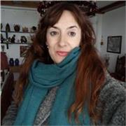 Maestra de Primaria y Audición y Lenguaje, imparto todas las áreas: Lengua, Matemáticas, Ciencias, English... hasta 2º de la ESO