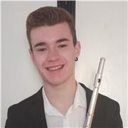 Siempre intento sacar lo maximo de cada alumno, y contagiarles mi pasión por la música