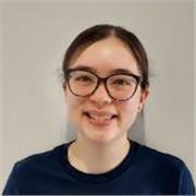 Joven profesora de inglés dispuesta a dar lecciones de inglés creativas a cualquier persona interesada en cualquier nivel (FINES DE SEMANA)