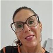 Hola!! Soy una chica chica bilingue frances/español nativa.