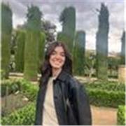 Diplomata in lingue al liceo linguistico selmi con 90 su 100; attualmente frequento università di lingue a Bologna
