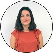 Professoressa di francese madrelingua con diploma ed esperienza