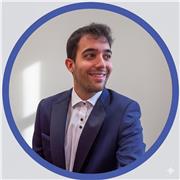 Especialista en Marketing Digital y Diseño Gráfico: clases prácticas y personalizadas.