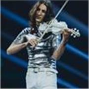 Offro lezioni di violino, chitarra, pianoforte, teoria, produzione e tecnologie musicali