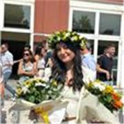 Ciao! Sono una studentessa (laureata in triennale) disponibile per aiuto compiti per i più piccini (per più materie!)