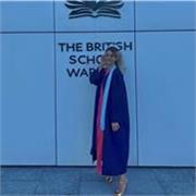 Diplomata a The British School of Warsaw e studentessa universitaria di Politics: Philosophy and Economics