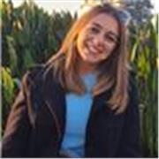 Ragazza di 18 anni offre aiuto nello studio e nei compiti