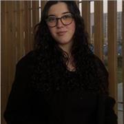 Soy una persona simpatica, con ganas de aprender y ayudar, me gustaría enseñar a los de primaria todo lo que se