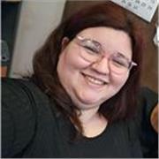 Profesora y traductora de inglés ofrece clases online.