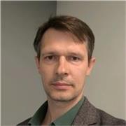 I am an experienced physics teacher at IGCSE Physics, CIE, AS, and A-level Physics. 