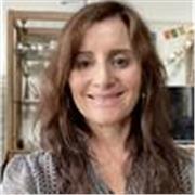 Professeure de Yoga et coach bien être en ligne