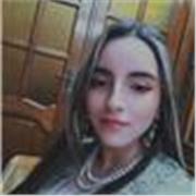 Estudiante de 2 de bachillerato, tengo mucha paciencia con los niños, amo enseñar de una forma divertida y amena.