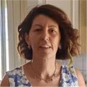 Insegnante di storia, amo da sempre conoscere la storia che è il nostro passato ma che ci aiuta a comprendere il nostro futuro