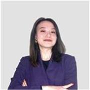 Architetto impartisce lezioni di geometria di base e geometria descrittiva