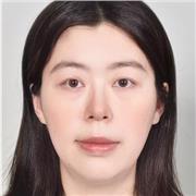 Journaliste passionnée de français, anglais & chinois (langue maternelle), je m'efforce de créer un environnement d'apprentissage stimulant et multilingue, favorisant ainsi la maîtrise linguistique et la compréhension culturelle.