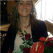 Insegnante con laurea triennale in Servizio Sociale e Laurea magistrale in Politiche e Servizi Sociali del Territorio disponibile per lezioni