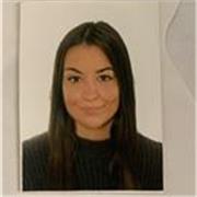 Maestra de Educación Primaria, con especialidad en lengua inglesa