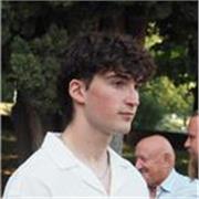 Offro lezione private a bambini delle elementari/medie e ragazzi delle superiori adattandomi alle loro esigenze