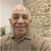 Profesor con Posgrado en Administración y Educación con Bs tu iOS s es los de experiencia docente 