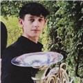 Profesor joven de lenguaje musical y trompa para ee.ee y ee.pp de conservatorio