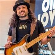LEZIONI DI CHITARRA MODERNA (POP/BLUES/ROCK) e CLASSICA