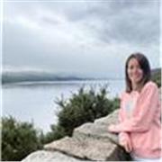 Soy una profesora bilingüe (nativa), empática y divertida. Inglés para quien quiera disfrutarl,aprenderlo y practicarlo!