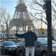 Sono Francesco,  insegnante privato con voglia e passione nell’aiutare studenti di tutte le età a raggiungere i loro obbiettivi.