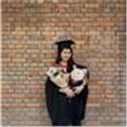 Medical doctor from Hong Kong teaches Chinese