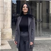 Studentessa laureata in Architettura aiuta online con ripetizioni e compiti nelle materie tecniche, con spiegazioni efficaci!