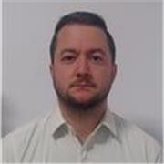 Recién titulado en el Grado de Historia por la Universidad de Granada (UGR) desde junio de 2025.