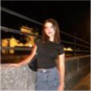 Hola! Soy una alumna d primer año de la carrera de Estudios Ingleses en Sevilla y tengo el C1 de Cambridge.