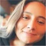 Tengo experiencia trabajando con niños y en el campo del deporte 