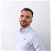 Fisioterapeuta experto en neurologia y neurología pediátrica. También soy experto en anatomía