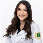Degree in Medicine, passionate about new experiences, communicative and outgoing, with 6 years of experience teaching anatomy, dance and internal medicine, sometimes even at a humanitarian mission in Africa. When I set up a goal, it is usually done, so I