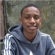 Prof d'anglais étudiant au lycée de LPO de Deembeni