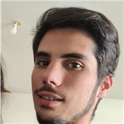 Cours d'informatique tout niveau. Précision: peux pratiquer le scripte simple mais non apte a apprendre des langues de code