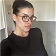 Insegnante di inglese offre lezioni online dinamiche e personalizzate per studenti e adulti!