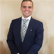 Paciente y empatico, motivador de grupos. Identifico necesidades en cada caso.